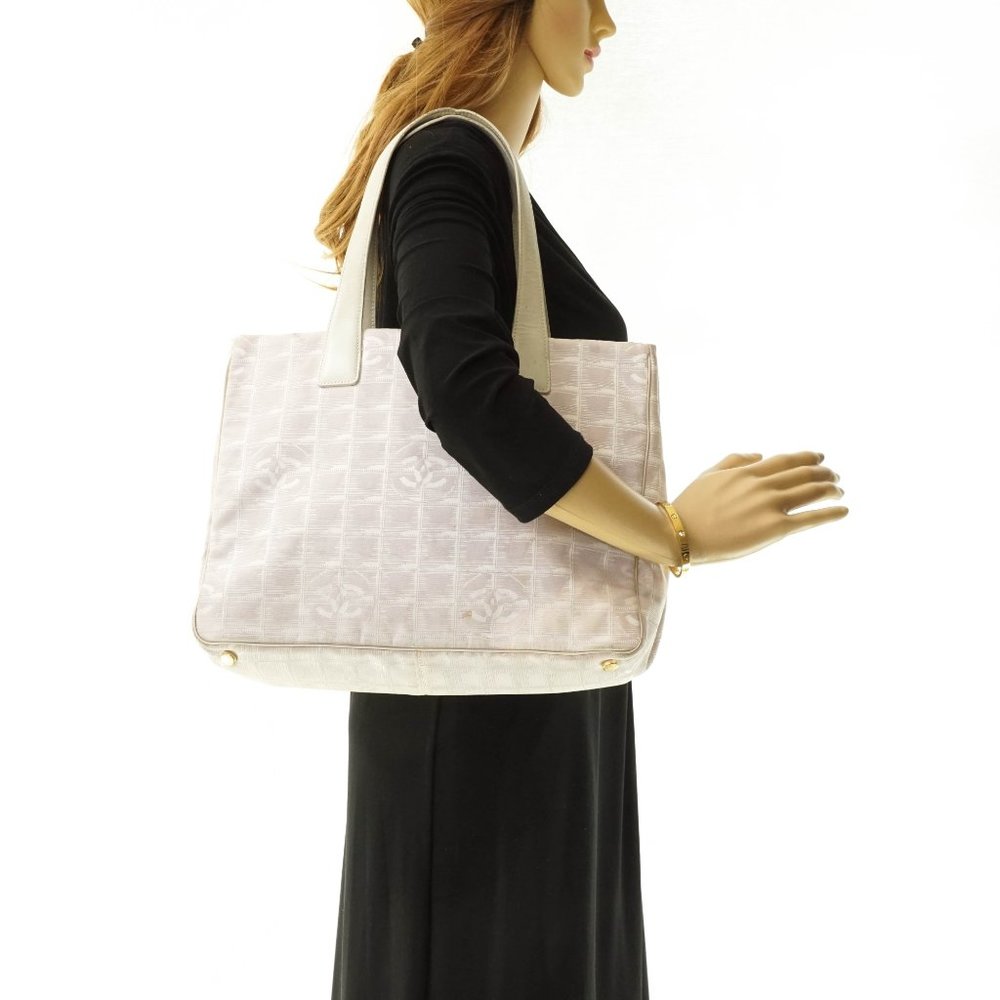 Auth Chanel New Travel Line Tote Bag #27925C58 - Picture 2 of 13